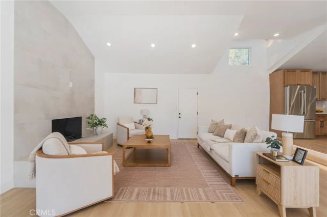30 Santa Bella Rd, Rolling Hills Estates, CA 90274