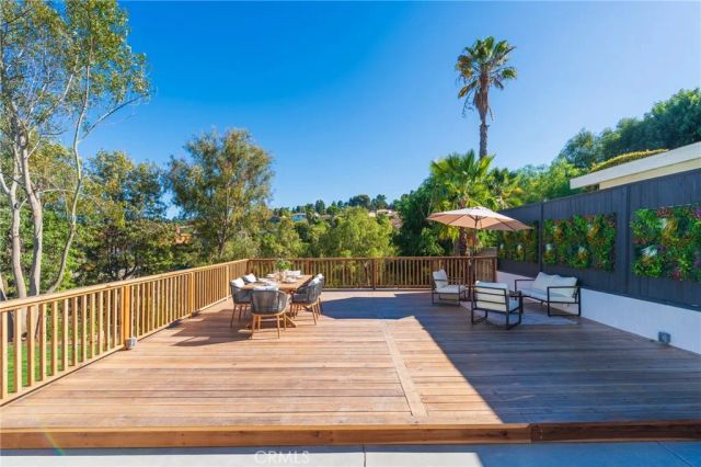 30 Santa Bella Rd, Rolling Hills Estates, CA 90274