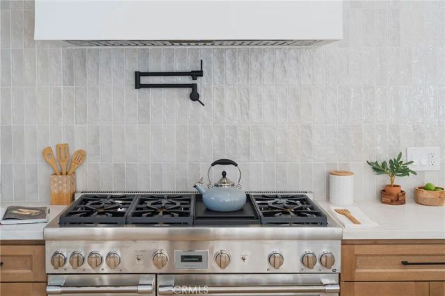 30 Santa Bella Rd, Rolling Hills Estates, CA 90274