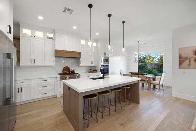 997 E IRON HORSE DR, Washington, UT 84780