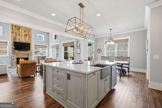 8010 Thunder River Way, Cumming, GA 30028