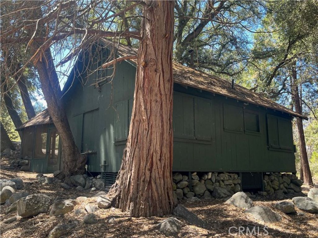 7 Oak Court 78, Angelus Oaks, CA 92305