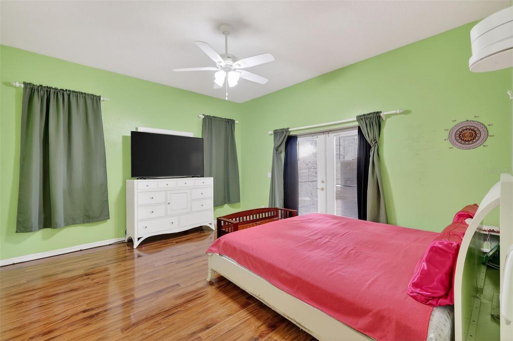 Image 14 of property listing at 11318 SUMMER WIND COURT, Clermont, FL 34711