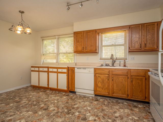 108 Poplar Court, West Liberty, KY 41472