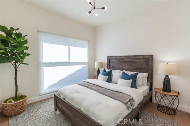 1212 Viola Avenue 103, Glendale, CA 91202