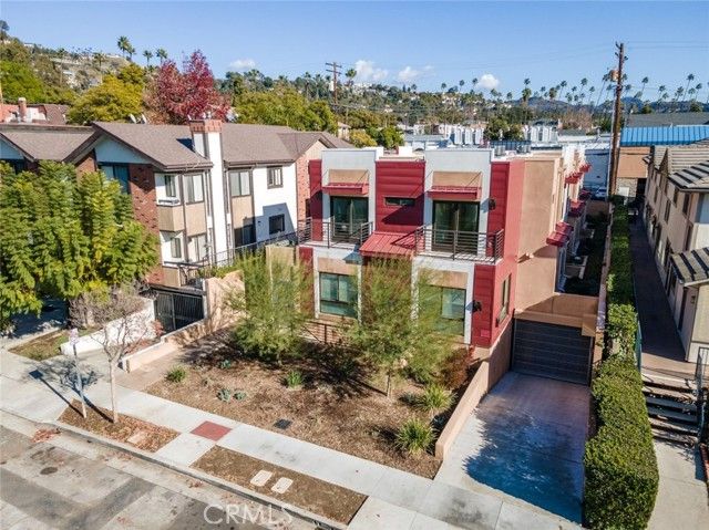 1212 Viola Avenue 103, Glendale, CA 91202