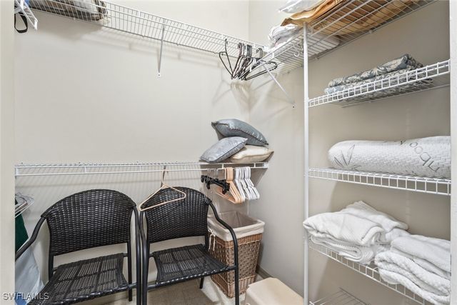 16521 Goldenrod LN 202, Alva, FL 33920