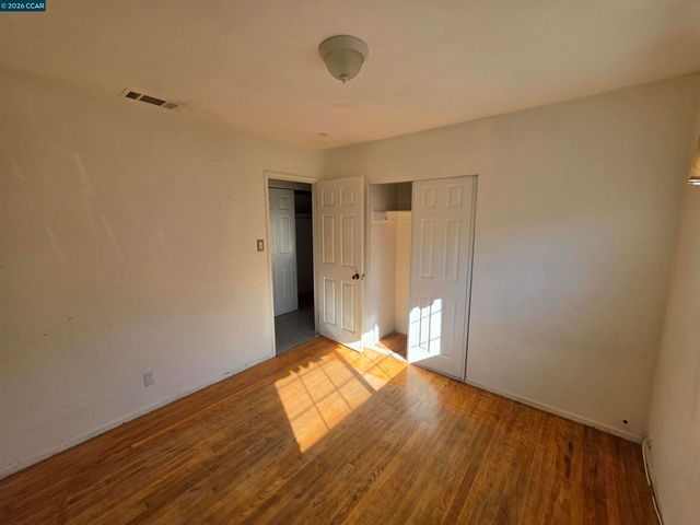 107 Orange St, Vallejo, CA 94590