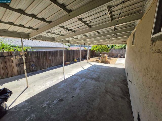 107 Orange St, Vallejo, CA 94590