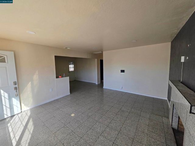 107 Orange St, Vallejo, CA 94590