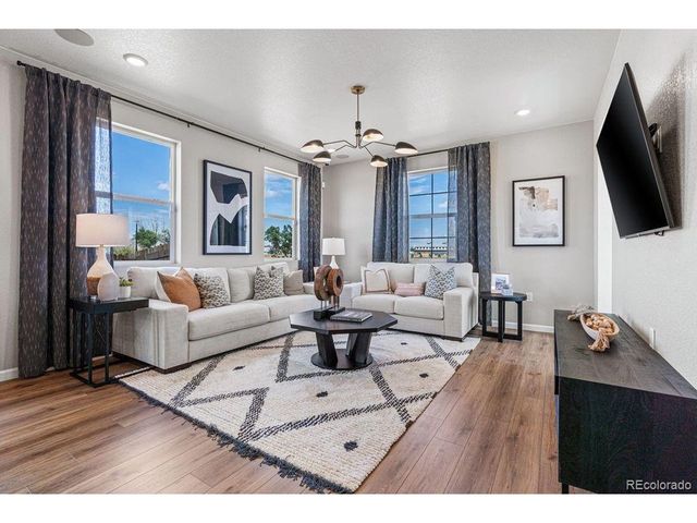 28443 E 3rd Ave, Watkins, CO 80137