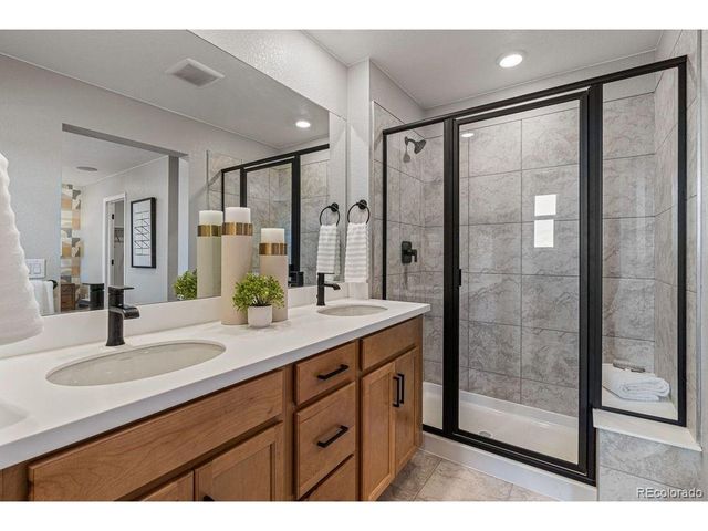 28443 E 3rd Ave, Watkins, CO 80137
