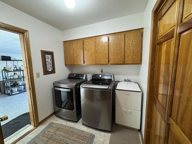 680 River Meadow DRIVE, Hartland, WI 53029