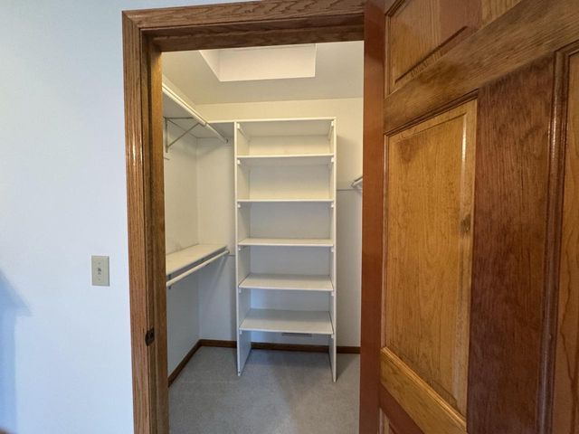 680 River Meadow DRIVE, Hartland, WI 53029