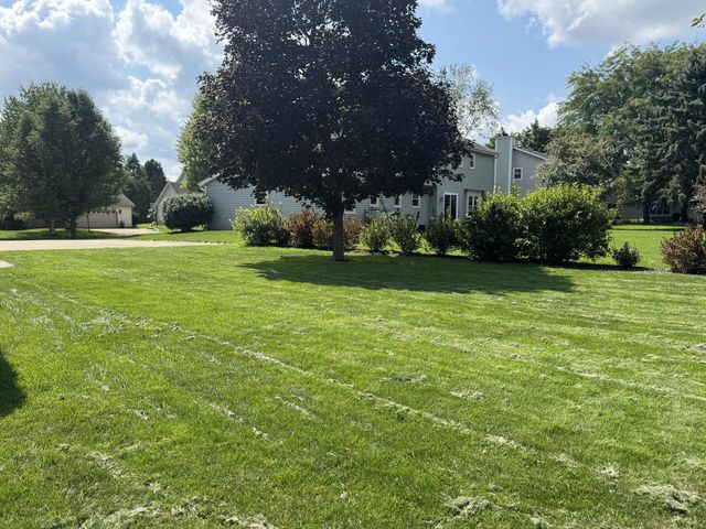 680 River Meadow DRIVE, Hartland, WI 53029