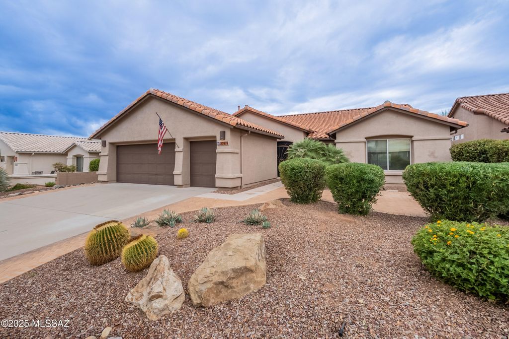 37972 S Boulder Wind Drive, Saddlebrooke, AZ 85739