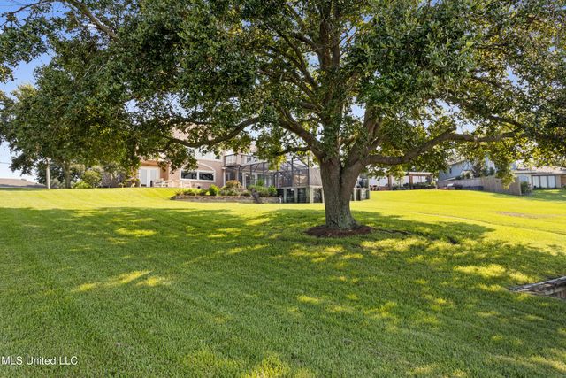 2509 S Shore Drive, Biloxi, MS 39532