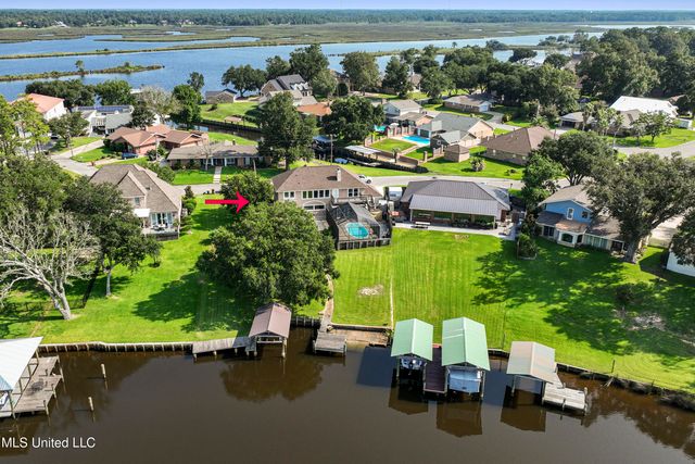 2509 S Shore Drive, Biloxi, MS 39532