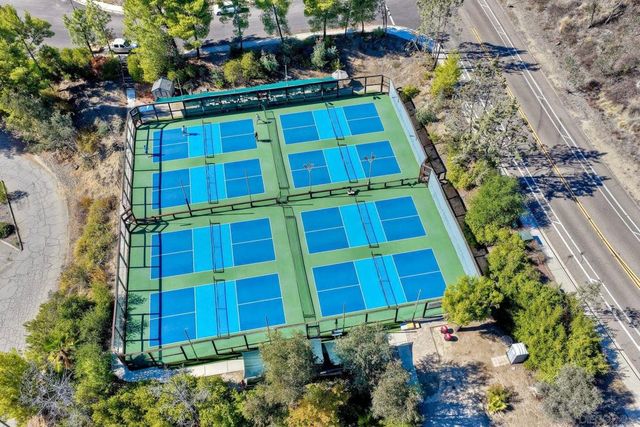 29414 Circle R Greens, Escondido, CA 92026