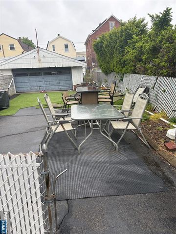 238 New Street, Lyndhurst, NJ 07071