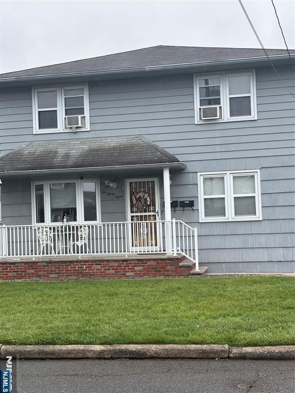 238 New Street, Lyndhurst, NJ 07071