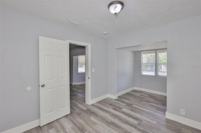 4736 5TH AVENUE S, St Petersburg, FL 33711