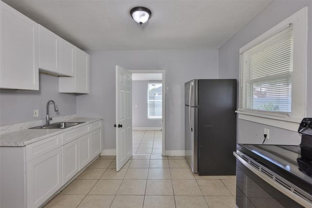 4736 5TH AVENUE S, St Petersburg, FL 33711