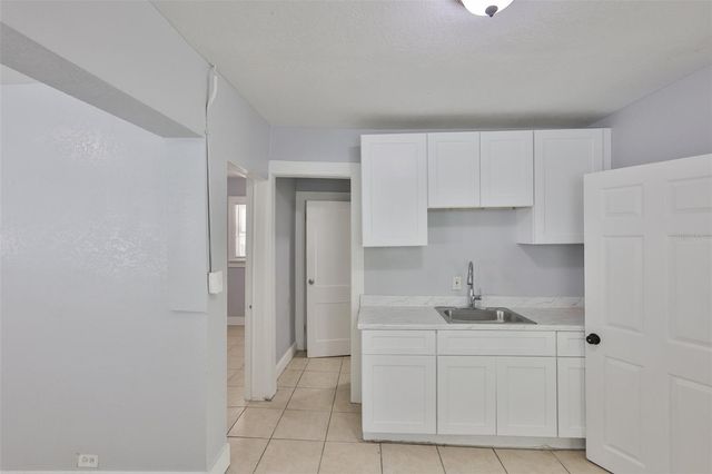 4736 5TH AVENUE S, St Petersburg, FL 33711