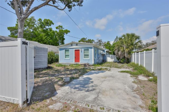 4736 5TH AVENUE S, St Petersburg, FL 33711
