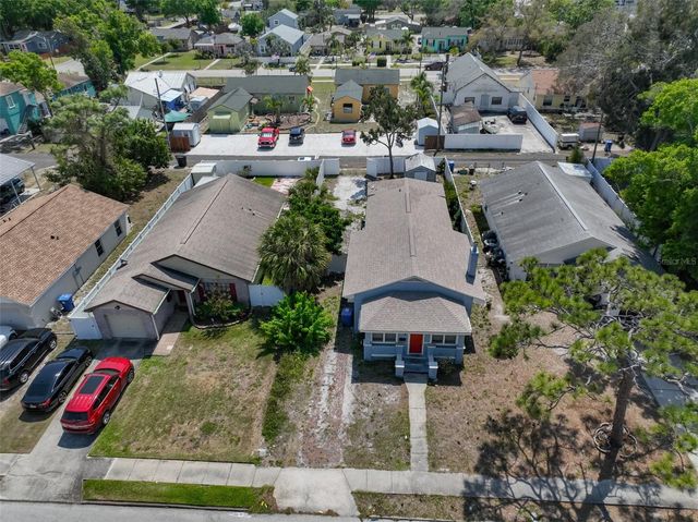 4736 5TH AVENUE S, St Petersburg, FL 33711