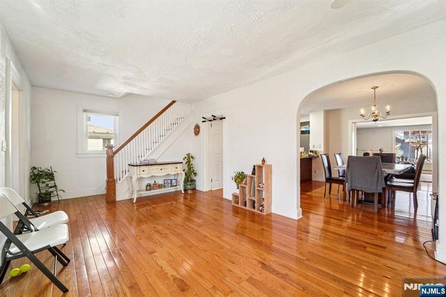 359 Bogert Bogert, Ridgewood, NJ 07450