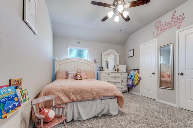 3503 Whittier, Montgomery, TX 77356