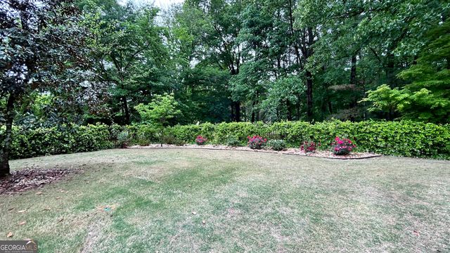 105 Meadow Trail, Social Circle, GA 30025