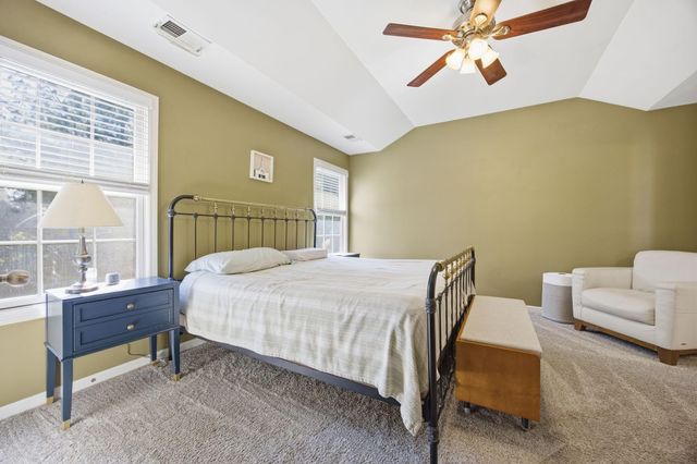 100 Summit Drive, Georgetown, KY 40324