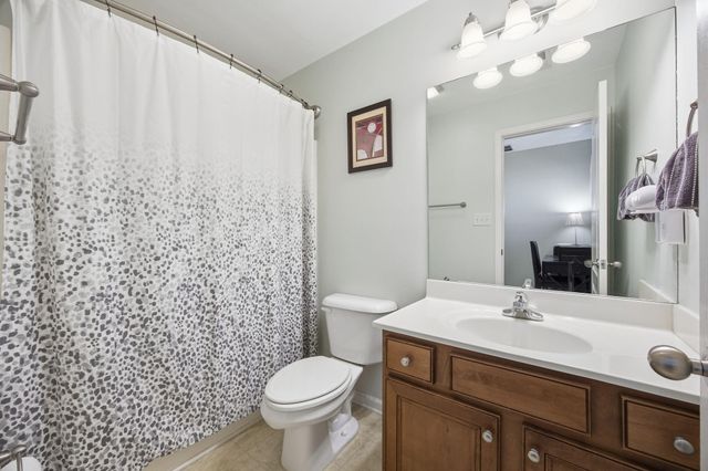 100 Summit Drive, Georgetown, KY 40324