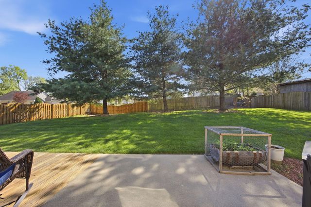 100 Summit Drive, Georgetown, KY 40324