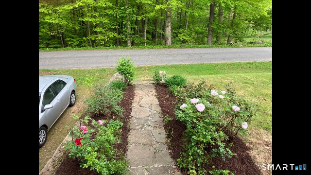 81 Floeting Road, Ashford, CT 06278