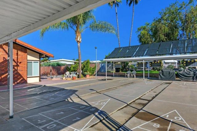 1600 E Vista Way 21, Vista, CA 92084