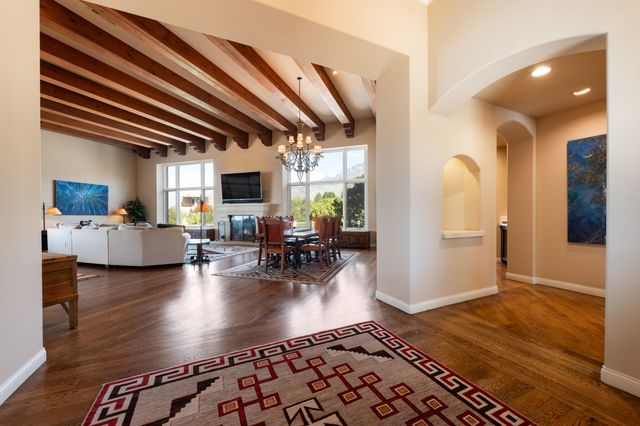 13709 Quaking Aspen Place NE, Albuquerque, NM 87111