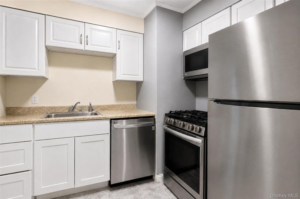 7 Caravella Lane, Nanuet, NY 10954 — photo 5