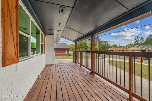350 N 6TH Street, Macclenny, FL 32063