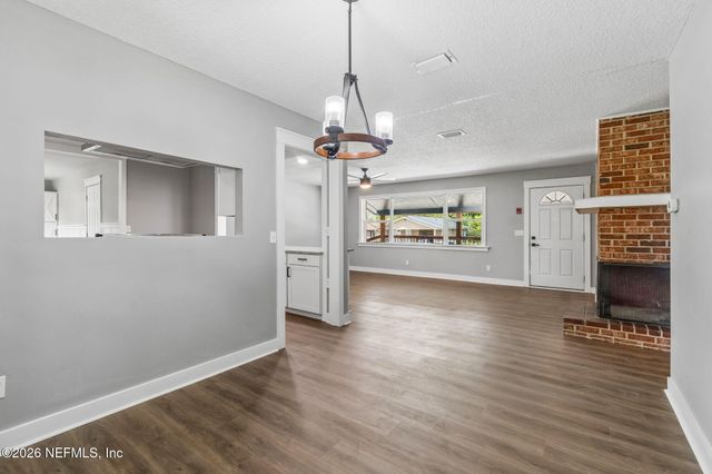 350 N 6TH Street, Macclenny, FL 32063