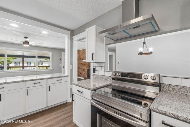 350 N 6TH Street, Macclenny, FL 32063