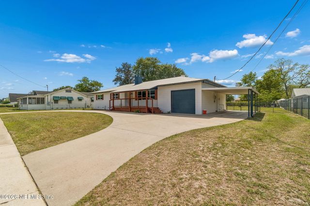 350 N 6TH Street, Macclenny, FL 32063