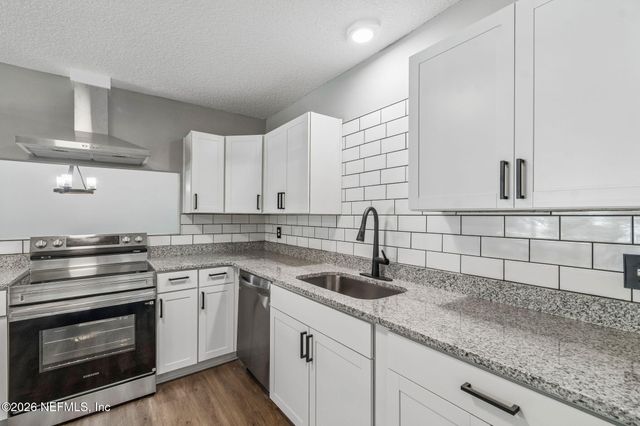 350 N 6TH Street, Macclenny, FL 32063