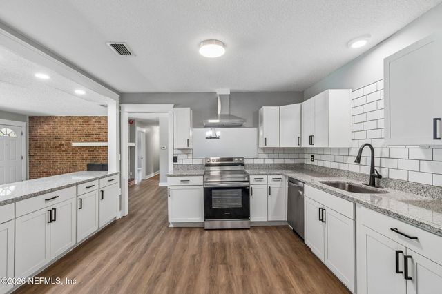 350 N 6TH Street, Macclenny, FL 32063