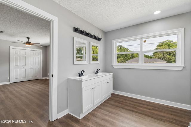 350 N 6TH Street, Macclenny, FL 32063