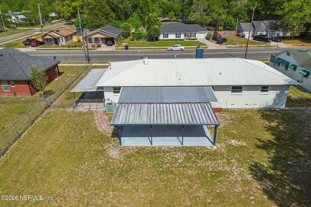 350 N 6TH Street, Macclenny, FL 32063