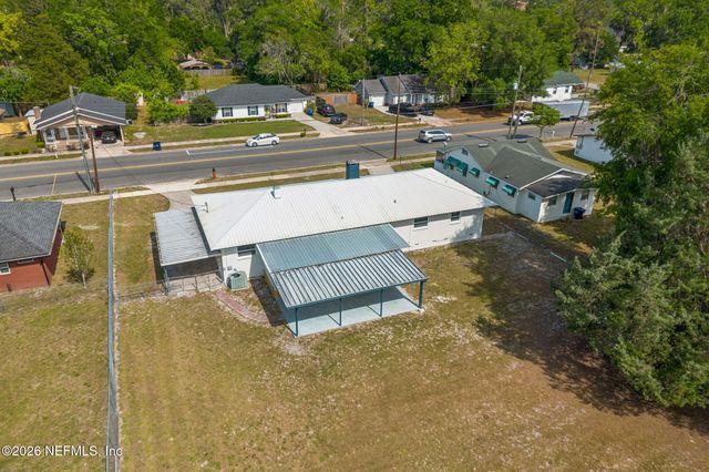 350 N 6TH Street, Macclenny, FL 32063