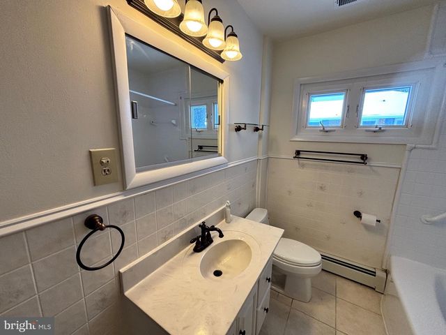 7686 BRIAR LN, Pasadena, MD 21122